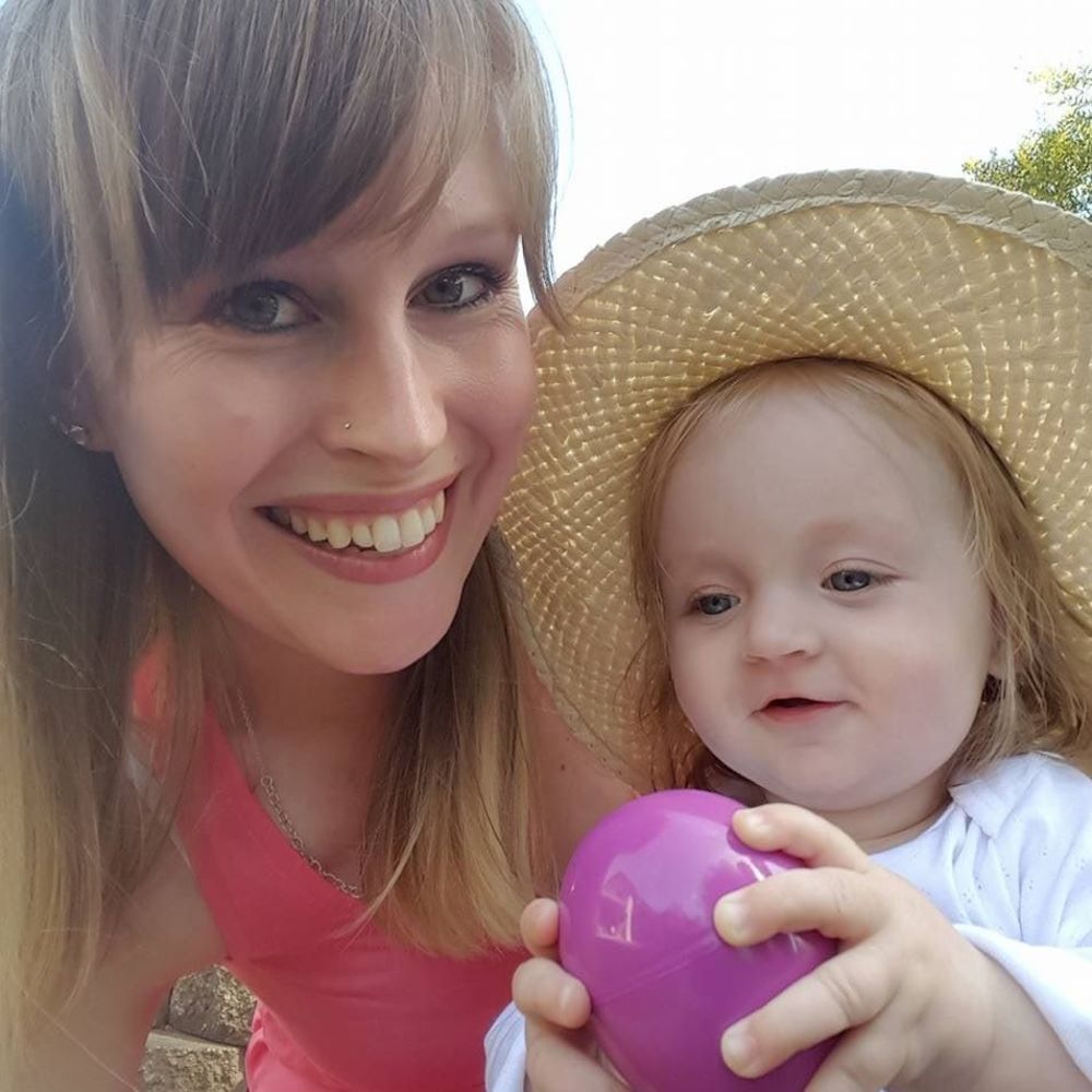Meet your Posher, Cara